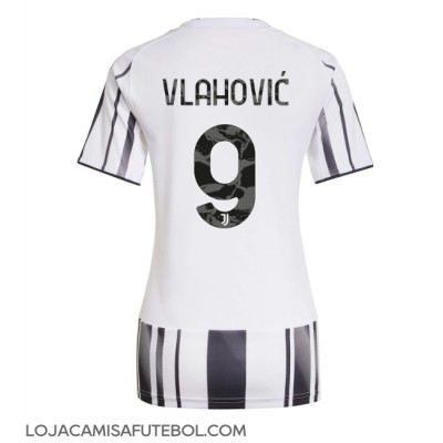 Camisa de Futebol Juventus Dusan Vlahovic #9 Equipamento Principal Mulheres 2025-26 Manga Curta Camisa de Futebol Juventus Dusan Vlahovic #9 Equipamento Principal Mulheres 2025-26 Manga Curta